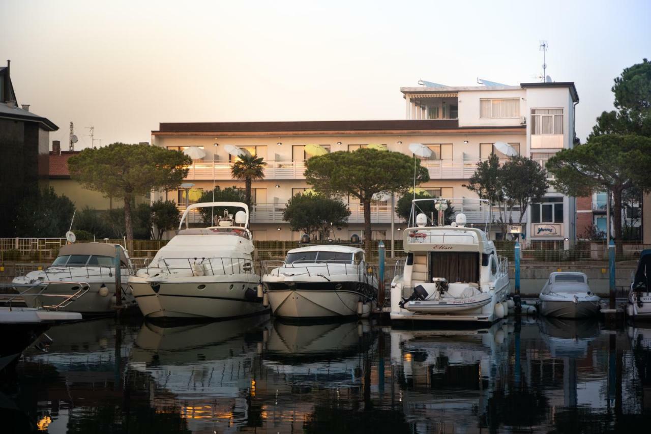 Yachting Residence Линьяно-Саббьядоро Экстерьер фото